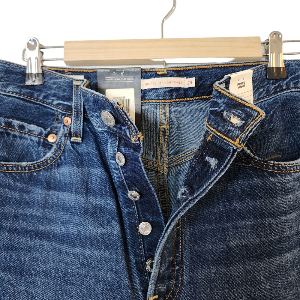 Levi's Ribcage Straight Ankle Jean - Picture 9 of 12